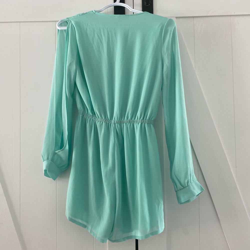 Romper - Picture 2 of 5